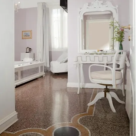 Bed and Breakfast Elisir Αλμπένγκα