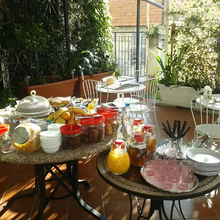 Bed and Breakfast Elisir Αλμπένγκα